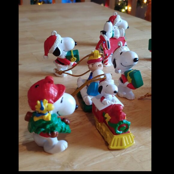 Vintage Whitmans Peanuts Christmas Ornaments - Picture 8 of 12